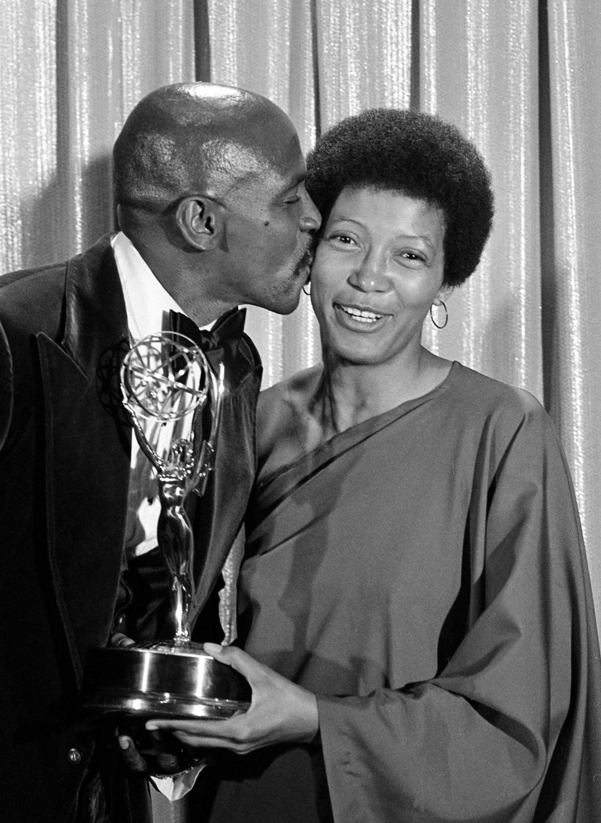 Obit Olivia Cole